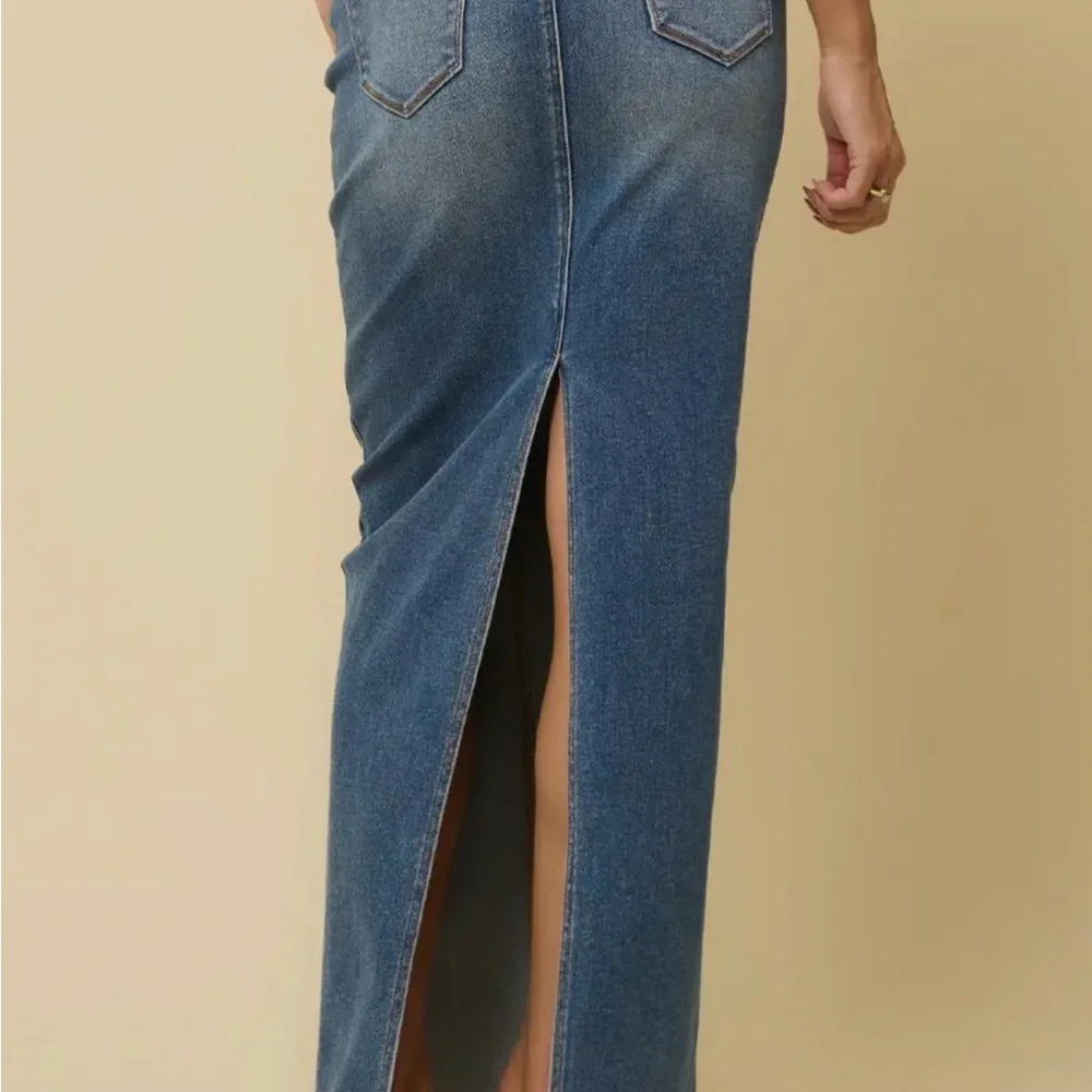 Super long maxi jeans skirt - Picture 7 of 8